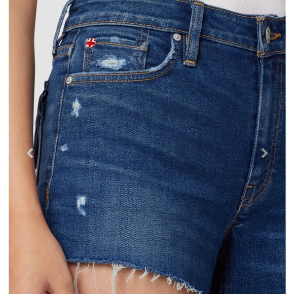 Hudson Croxly High Rise Flap Short 24 - Picture 2 of 10